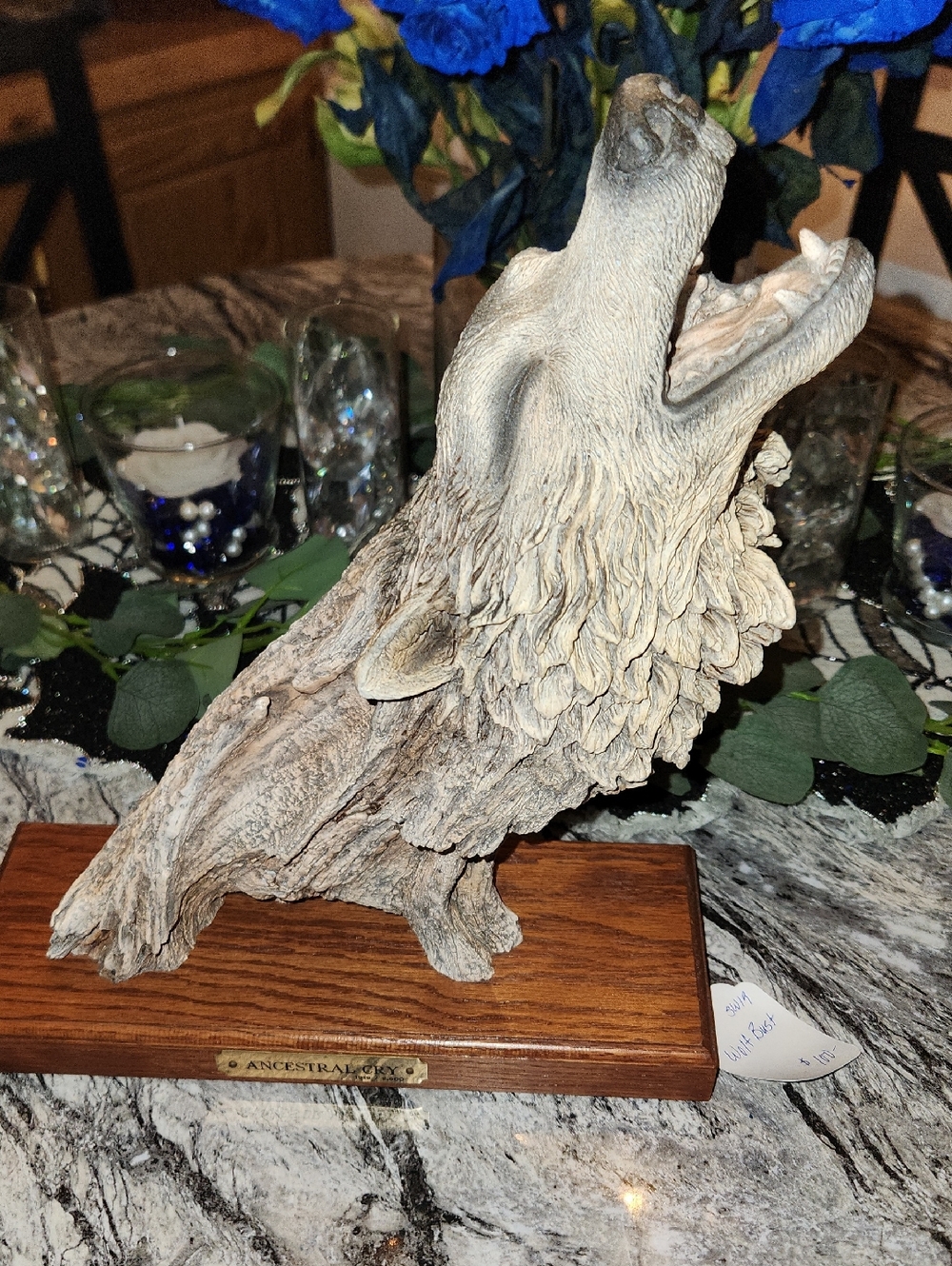 Howling Wolf Sculpture on Wooden Base - Neutral Gray Tones